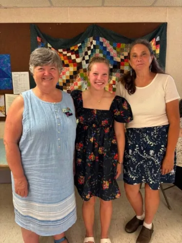 Quilt Guild awards scholarship
